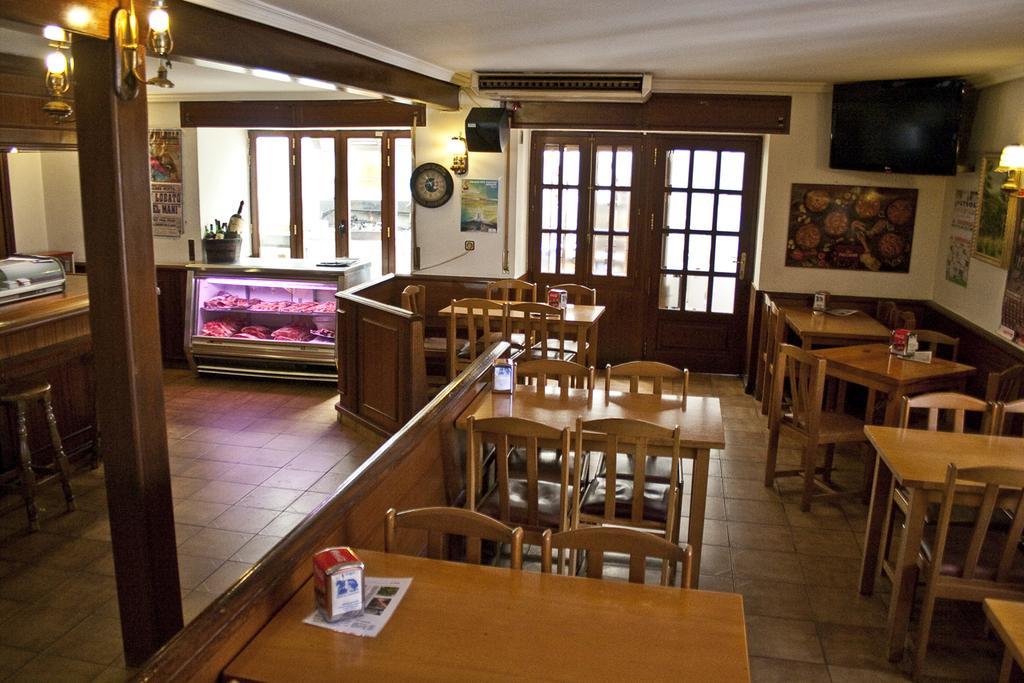 Hostal La Maya Cercedilla Bagian luar foto