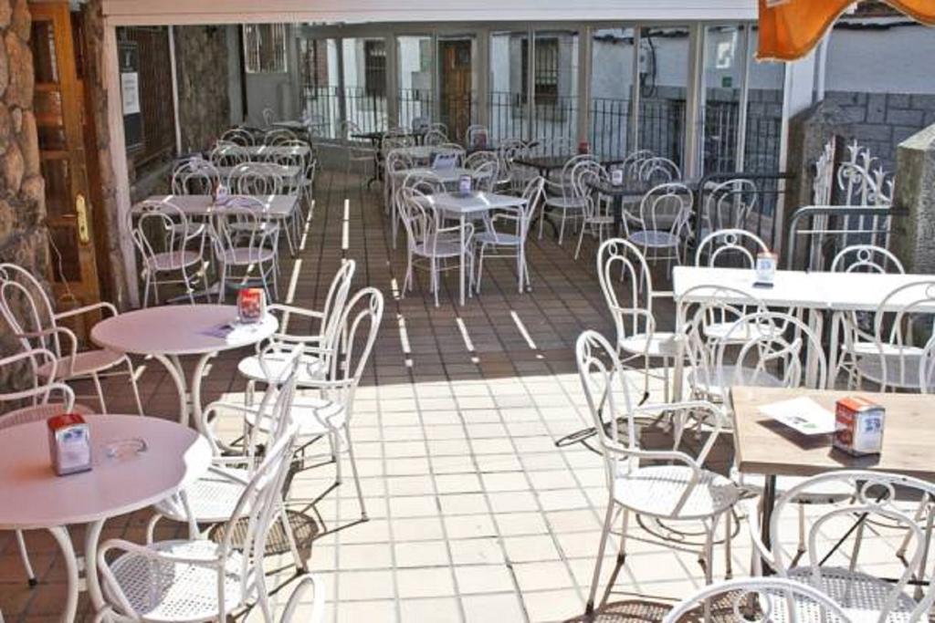 Hostal La Maya Cercedilla Bagian luar foto