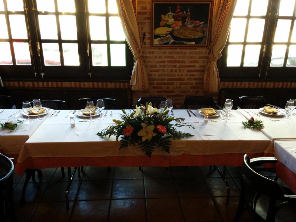 Hostal La Maya Cercedilla Bagian luar foto
