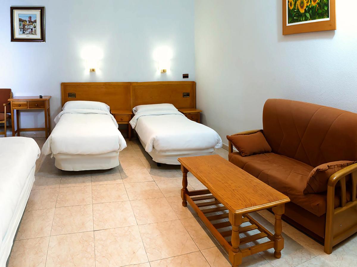 Hostal La Maya Cercedilla Bagian luar foto