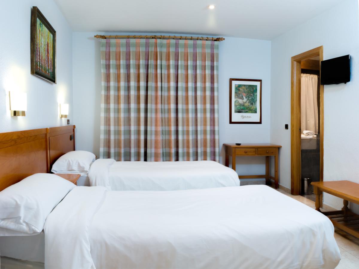 Hostal La Maya Cercedilla Bagian luar foto